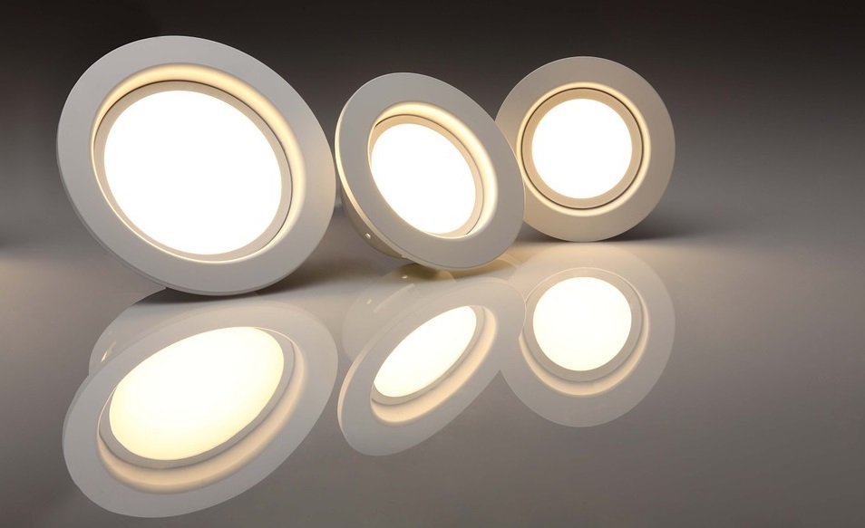 5 вариантов светильников для низких потолков