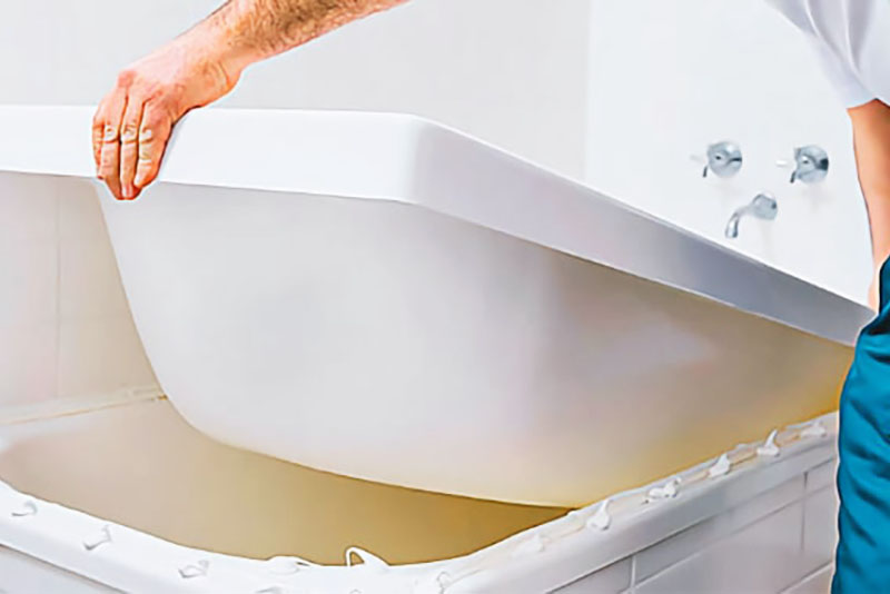 Легкий вес акриловой ванны позволяет без проблем транспортировать и установить ванну в любом жилье