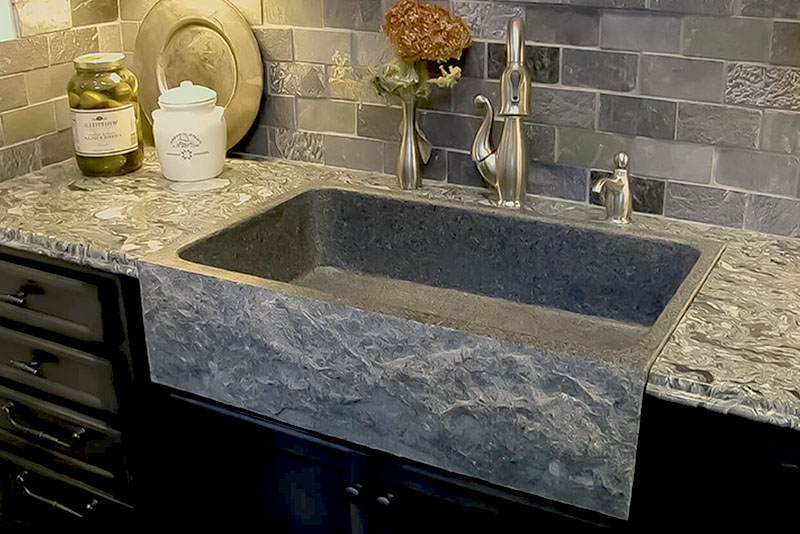 Кухонная мойка из натурального камня