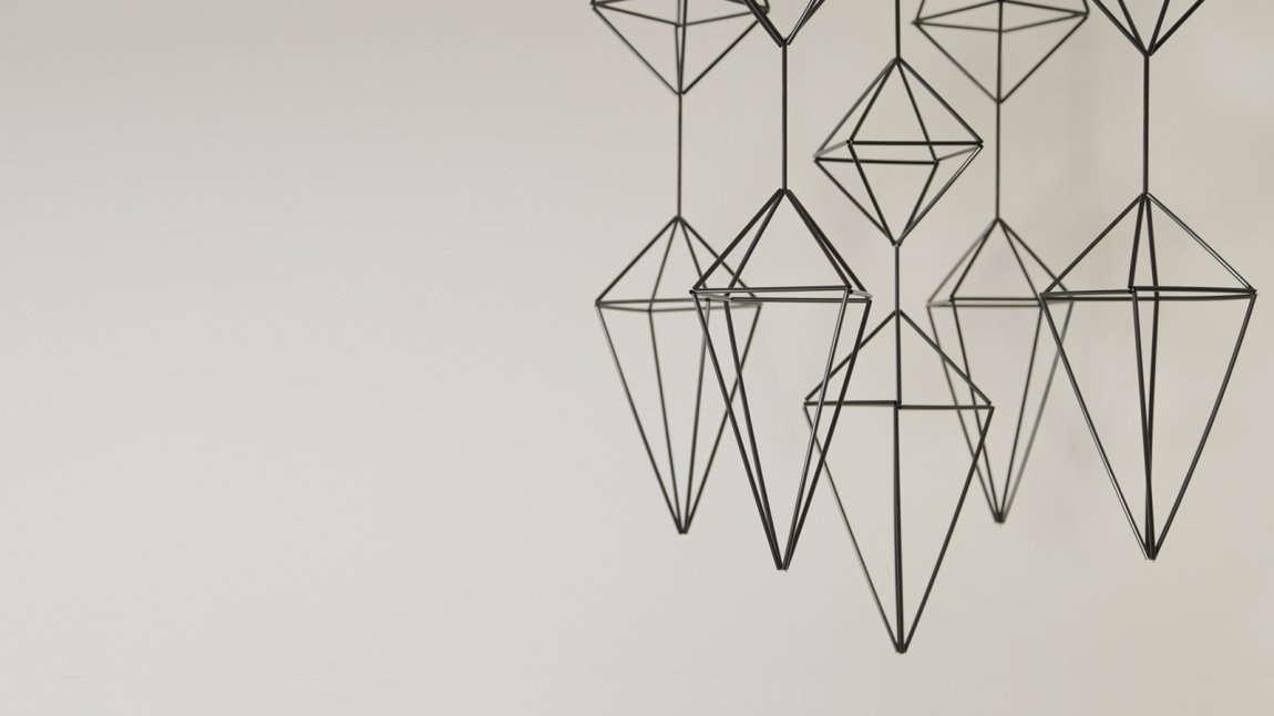 национальный финский декор Robert_Mahar_Simple_Himmeli_Mobiles_WEB_1600_x_900.jpg