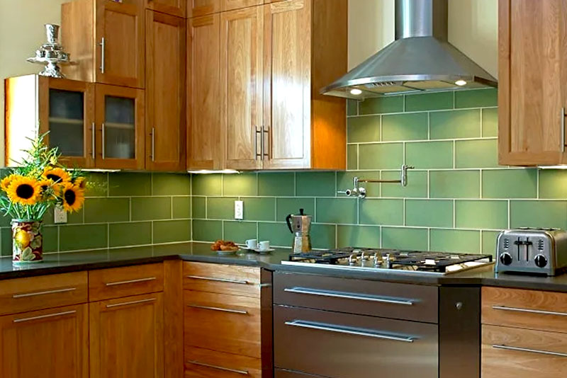 Фартук на кухне из HPL-пластика