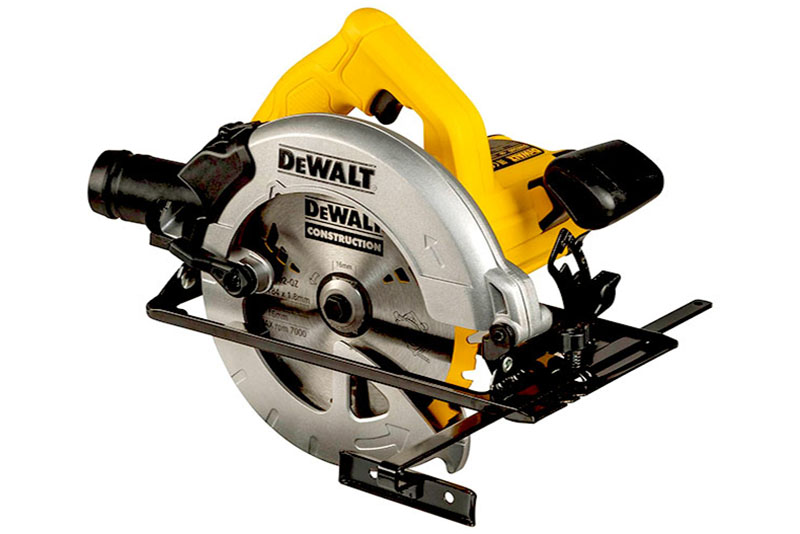 Сетевая дисковая (циркулярная) пила DeWalt DWE 560 K Сетевая дисковая (циркулярная) пила DeWalt DWE 560 K