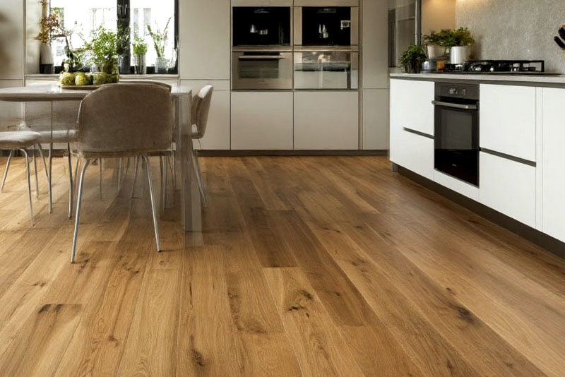 Лучшие материалы для пола на кухне – влагостойкий ламинат