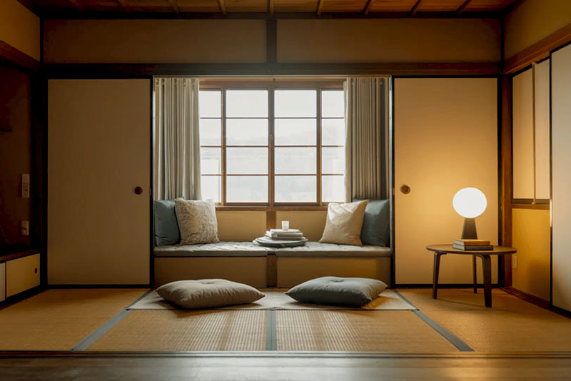 Гостиная в японском стиле – освещение обычно носит локальный характер