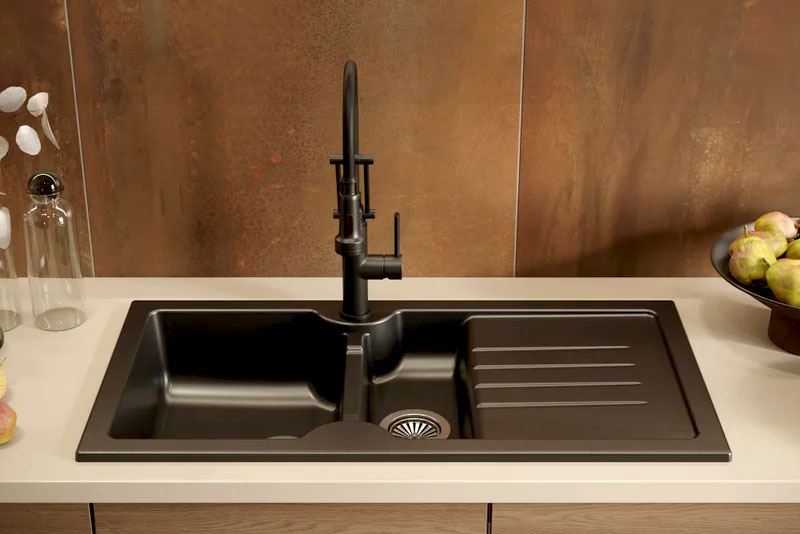 Кухонная мойка из керамики