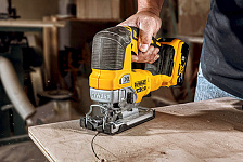 ТОП-7 лучших аккумуляторных лобзиков 2026